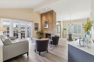 Photo #1: 250044760 Listing 