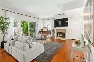 Photo #5: 250044767 Listing