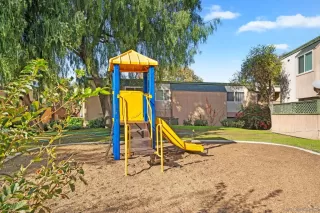 Photo #3: 250044772 Listing 