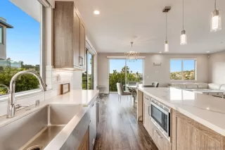 Photo #6: 250044799 Listing