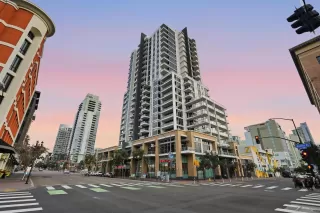 Photo #1: 250044800 Listing 