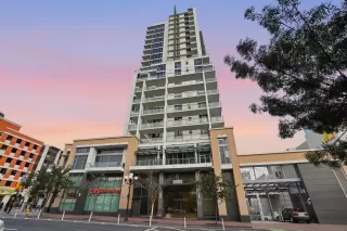 Photo #5: 250044800 Listing 