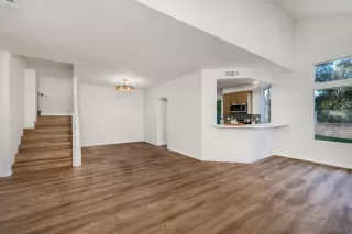 Photo #5: 250044801 Listing 