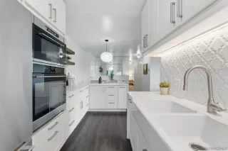 Photo #3: 250044811 Listing 