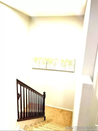 Photo #2: 250044848 Listing