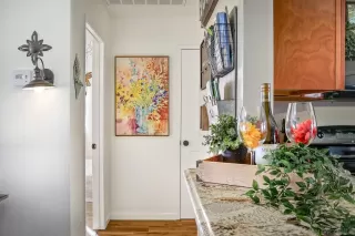 Photo #6: 250044856 Listing