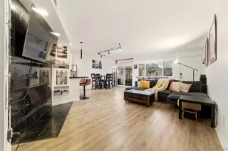 Photo #3: 250044868 Listing 