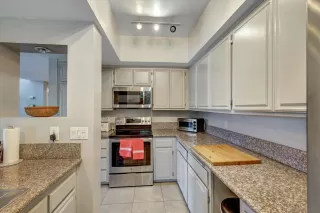 Photo #3: 250044873 Listing 