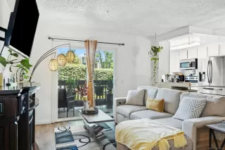 Photo #3: 250044941 Listing 