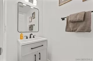 Photo #5: 250044944 Listing 