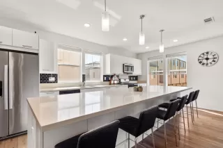 Photo #6: 250044945 Listing 