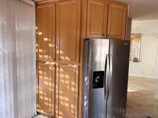 Photo #4: 250044946 Listing 