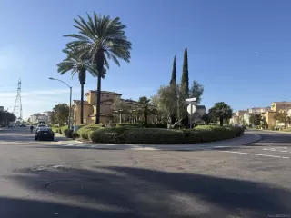 Photo #2: 250044975 Listing