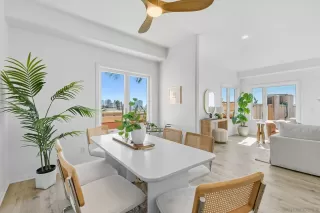 Photo #1: 250044998 Listing 