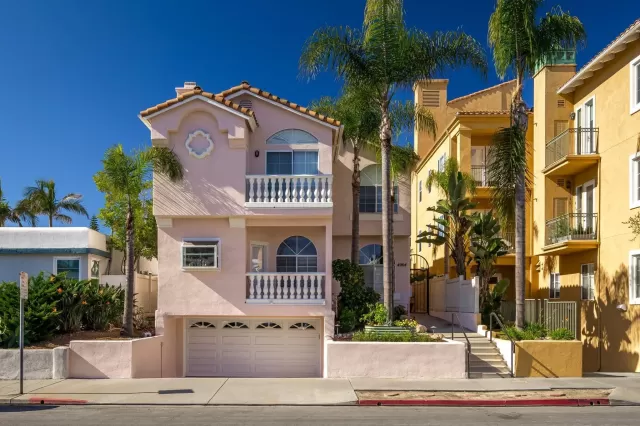 MLS: 250045027 Condo For Sale