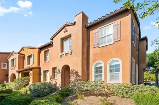 Photo #1: 250045077 Listing 