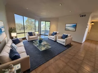 Photo #6: 250045109 Listing