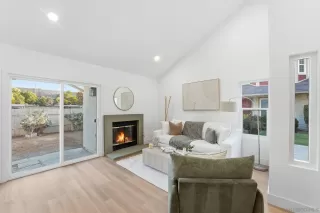 Photo #2: 250045116 Listing 