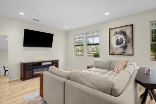 Photo #4: 250045134 Listing