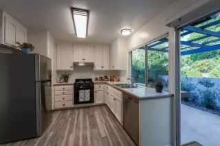 Photo #5: 250045140 Listing 