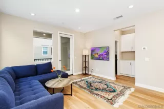 Photo #1: 250045154 Listing 