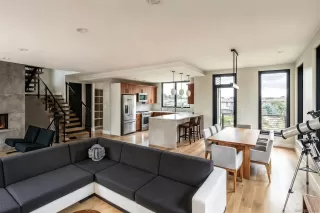 Photo #4: 250045161 Listing