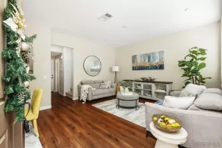 Photo #5: 250045173 Listing