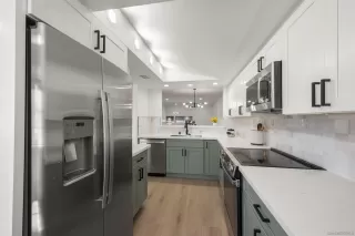 Photo #6: 250045178 Listing