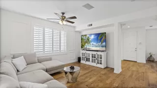 Photo #6: 250045189 Listing