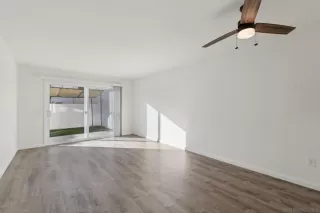 Photo #4: 250045204 Listing