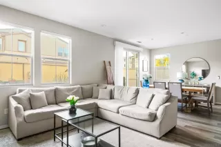 Photo #2: 250045214 Listing