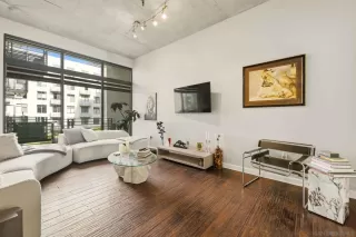 Photo #2: 250045229 Listing 