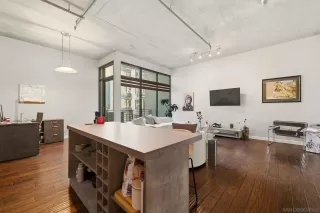 Photo #3: 250045229 Listing 