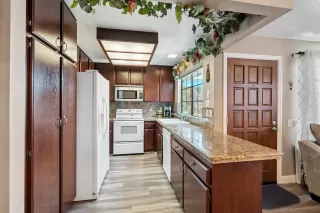 Photo #5: 250045249 Listing 