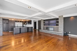 Photo #6: 250045374 Listing