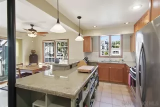 Photo #5: 250045377 Listing