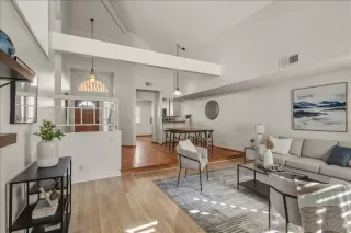 Photo #3: 250045410 Listing