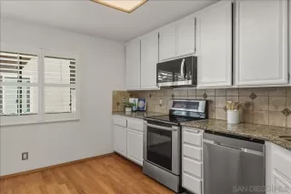 Photo #6: 250045410 Listing