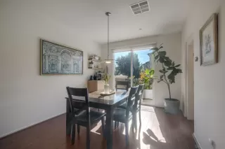 Photo #1: 250045429 Listing 