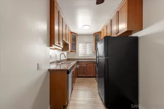 Photo #2: 250045452 Listing