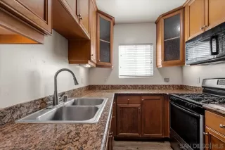 Photo #3: 250045452 Listing