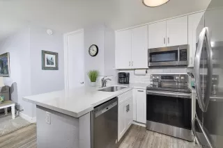 Photo #6: 250045467 Listing