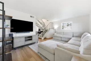 Photo #3: 250045472 Listing