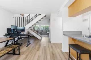 Photo #5: 250045472 Listing