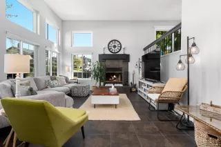 Browse active condo listings in SHADOW GLEN