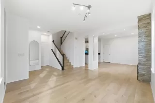 Photo #4: 250045582 Listing