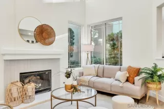 Photo #1: 250045627 Listing