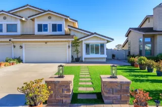 Browse active condo listings in FEATHER RIDGE