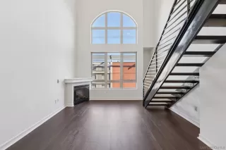 Photo #1: 250045656 Listing