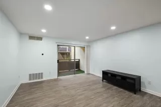 Photo #2: 250045701 Listing